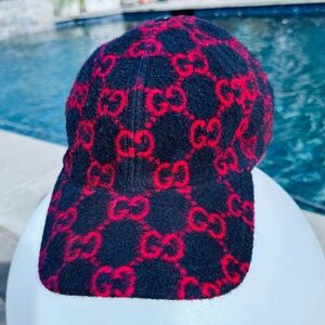 GUCCI GG Wool Baseball Cap – Navy / Red
